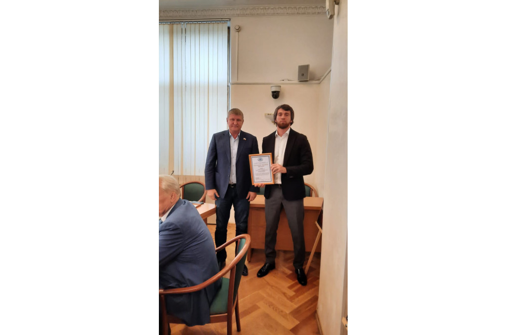 круглый стол в Государственной Думе по теме: «Законодательное регулирование отношений в сфере выполнения противофонтанных работ в целях обеспечения безопасного функционирования объектов ТЭК» - фото - 5