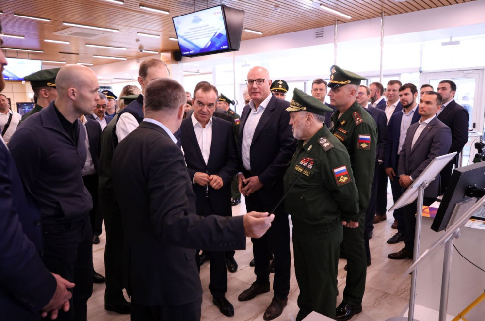 стратегическая сессия в Военном инновационном технополисе «ЭРА» Минобороны России - фото - 5